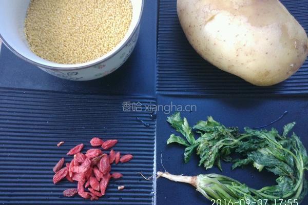 土豆粥的做法图解1