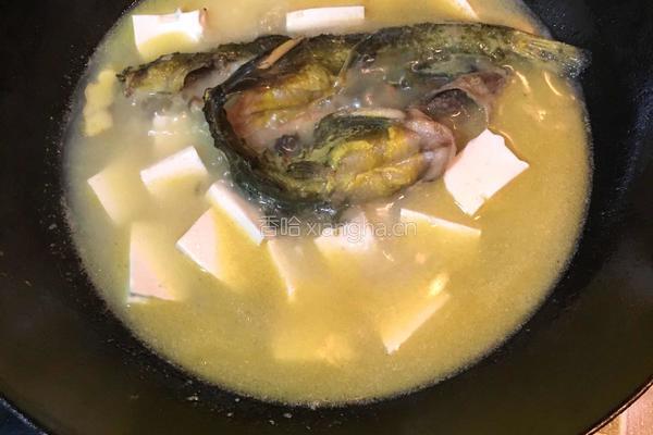 黄骨鱼炖豆腐的做法图解5
