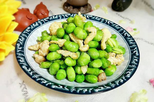 毛豆炒鸡的做法图解7