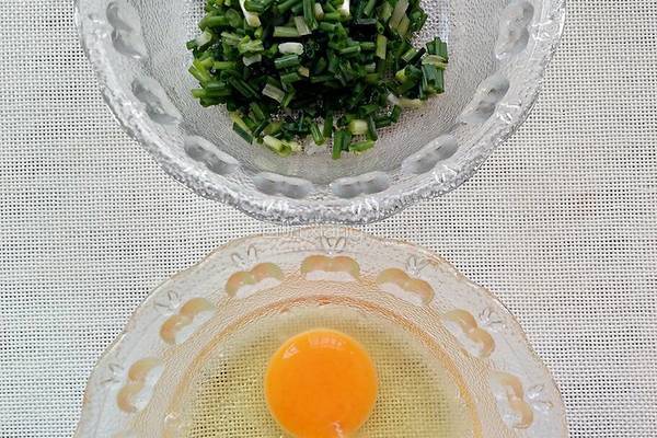 豆腐鸡蛋饼的做法图解2