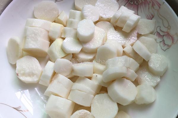 山药肉末豆皮卷的做法图解2