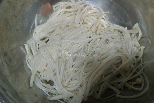烤培根金针菇的做法图解3