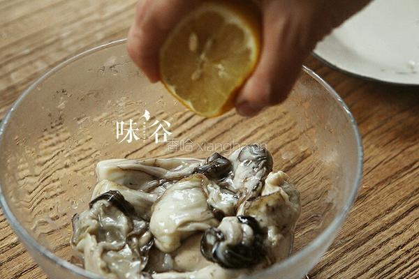 蒜蓉烤生蚝的做法图解2