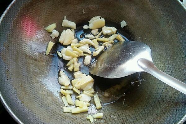 青椒炒猪肝的做法图解4