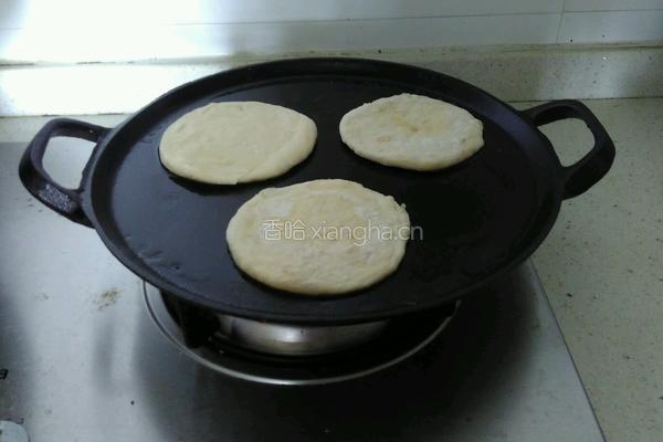 葱油饼的做法图解10