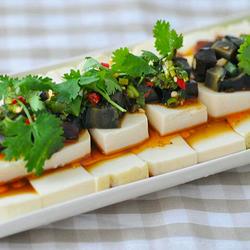 皮蛋拌豆腐的做法[图]