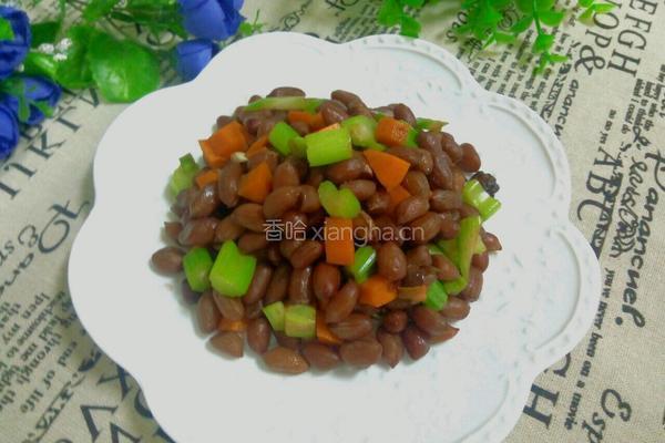 西芹花生米的做法图解8
