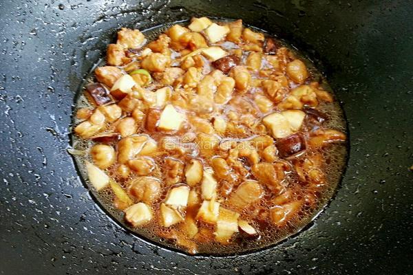 香菇鸡肉煲仔饭的做法图解9