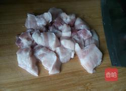 豆腐红烧肉的做法图解1