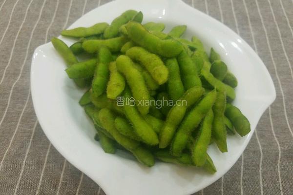 香糟毛豆的做法图解2