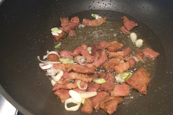 酸菜粉条肉的做法图解5