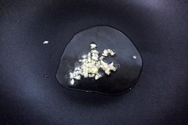 香菇炒青椒的做法图解3
