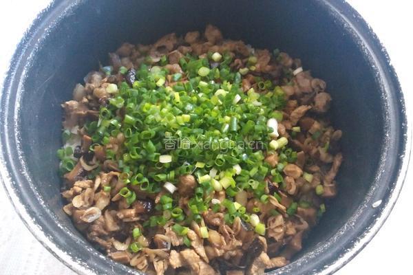 香菇糯米饭的做法图解8