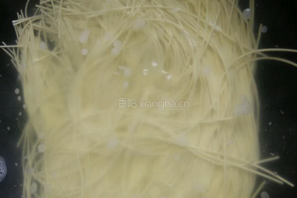 凉面条的做法图解3