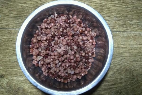 炒薏米红豆饭的做法图解3