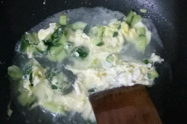 黄瓜鸡蛋面的做法图解6