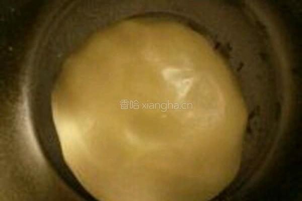红果豆沙月饼的做法图解2
