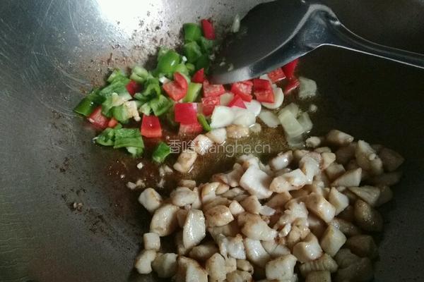香菇炒鸡块的做法图解7