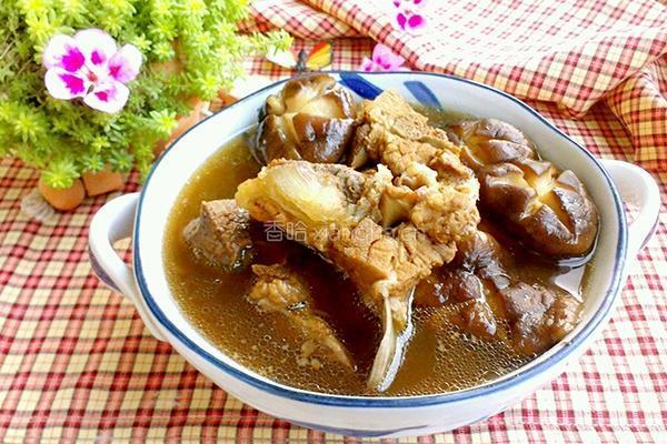 蘑菇炖排骨