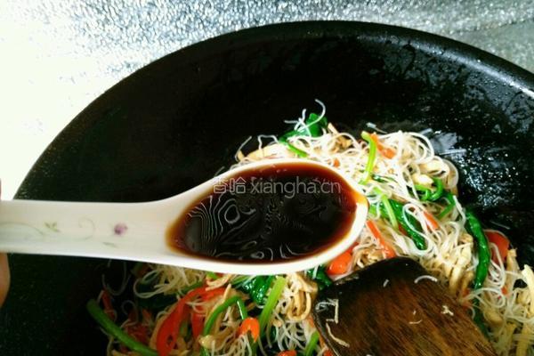 耗油鸡丝炒米粉的做法图解7