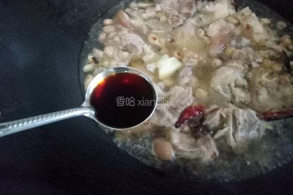 猪脚花生煲的做法图解11