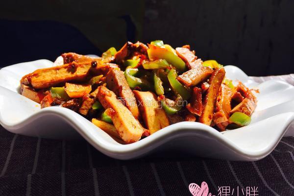 青椒炒香干的做法图解9