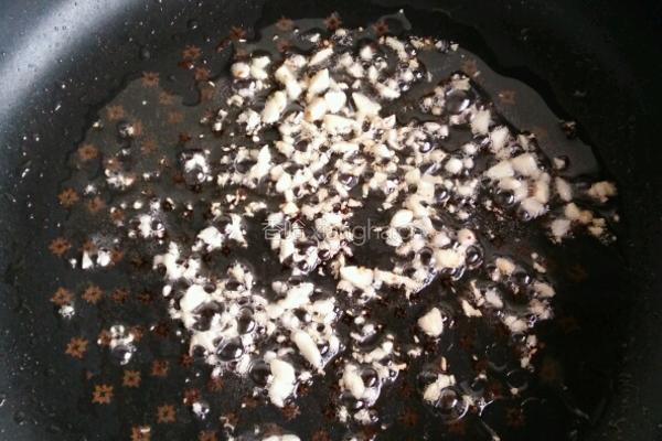 豇豆炒腊肉的做法图解5