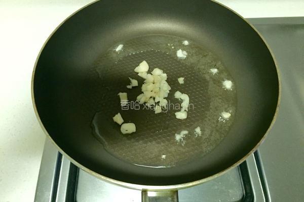 酸菜炒肉末的做法图解2