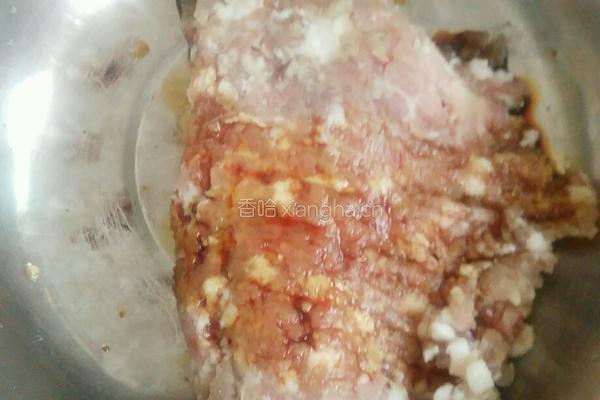 韭菜猪肉虾仁水饺的做法图解5