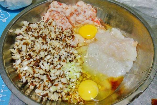 香菇馄饨的做法图解5