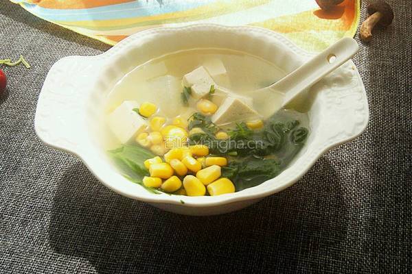 冬瓜豆腐玉米粒汤的做法图解7