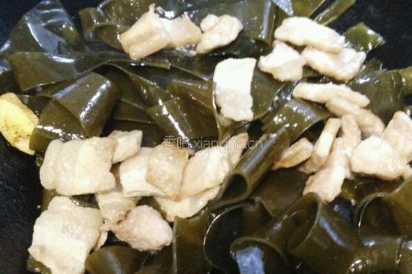 红烧肉炖海带的做法图解4