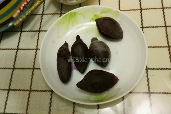 紫薯馒头的做法图解1