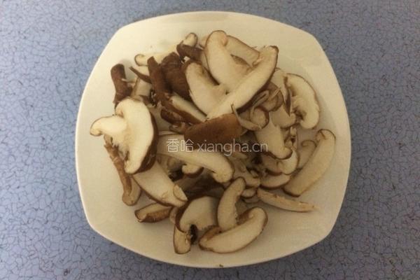 香菇滑肉片的做法图解4