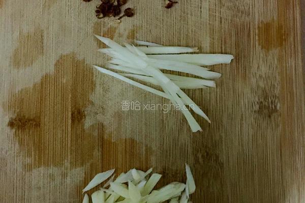 青椒小炒肉的做法图解5