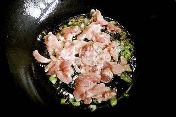 香菇山药瘦肉面片汤的做法图解9