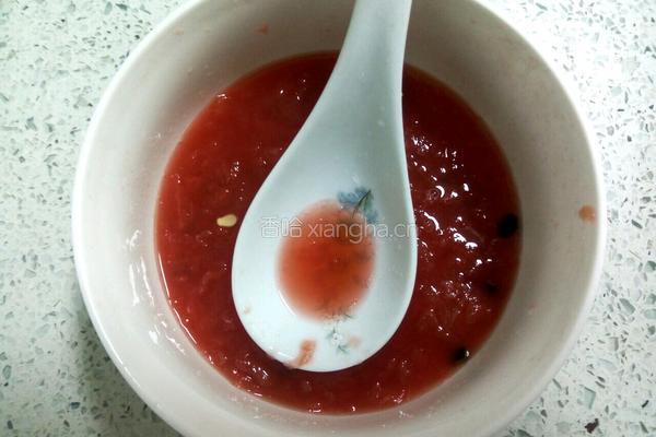 牛奶西瓜冰棒的做法图解3