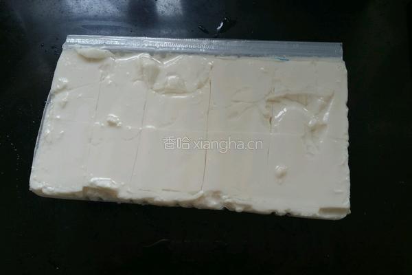豆腐炖虾的做法图解2