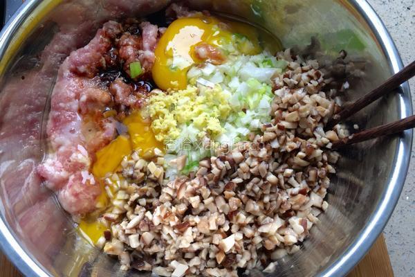 大葱香菇猪肉饺子的做法图解5