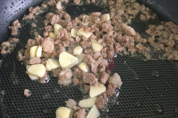 辣椒炒肉末的做法图解4