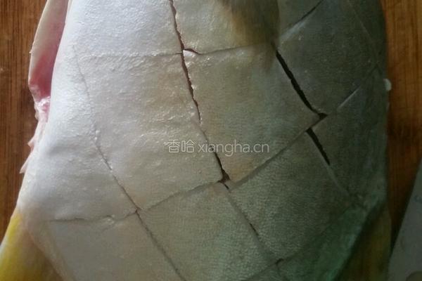 红烧金昌鱼的做法图解1