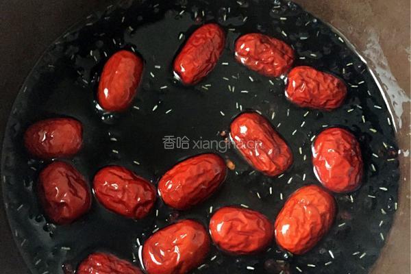 黑豆红枣鸡蛋糖水的做法图解3