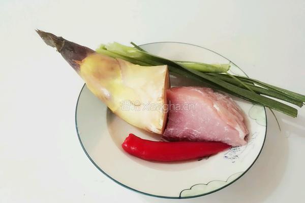 笋子炒肉的做法图解1