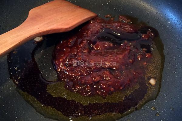 肉酱拌河粉的做法图解2