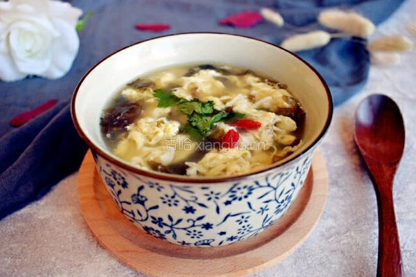 金枪鱼紫菜蛋花汤的做法图解8