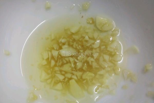 香煎蜜汁鸡腿的做法图解1