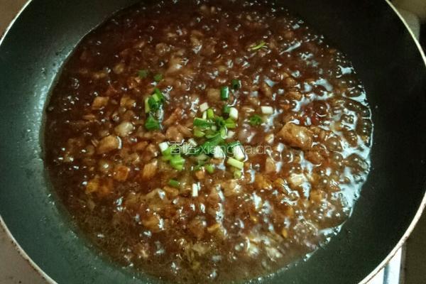 鸡蛋肉丁贝壳粉的做法图解11