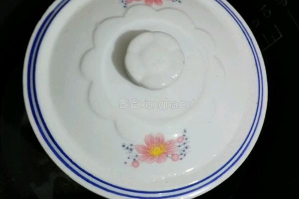 桂圆当归炖肉的做法图解5
