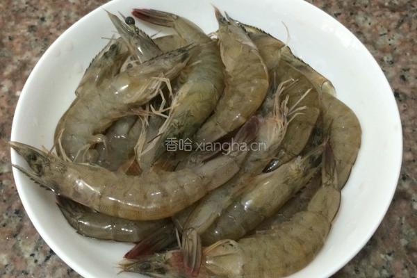 美极蒜蓉虾的做法图解2