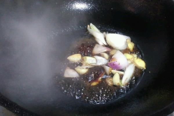油豆腐小黄鱼煲的做法图解12